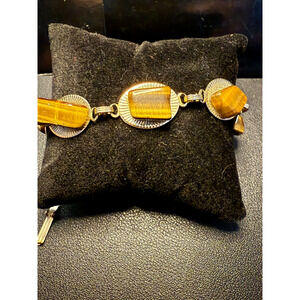 Vintage Tigers Eye Bracelet On Oval Linked Gold Tone Fold Over Clasp 7" Long